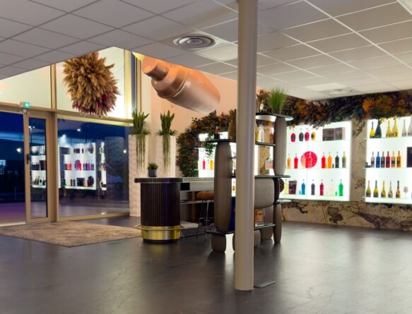 Rez-de-chaussée, hall d'entrée