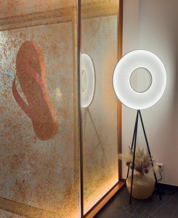 Deuxième étage, salle de réunion